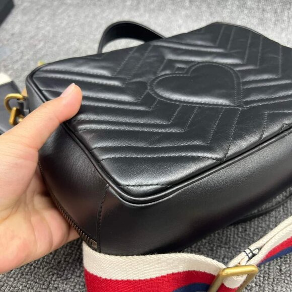 100% Authentic Gucci Matellasse Sylvie Web Leather Shoulder Bag - Picture 9 of 14